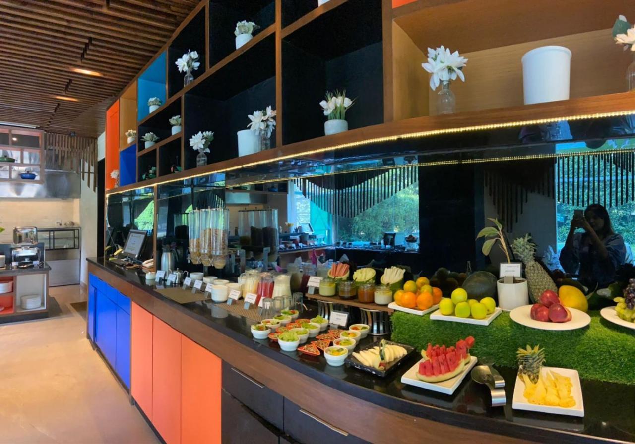 Golden Tulip City Centre Гургаон Екстериор снимка